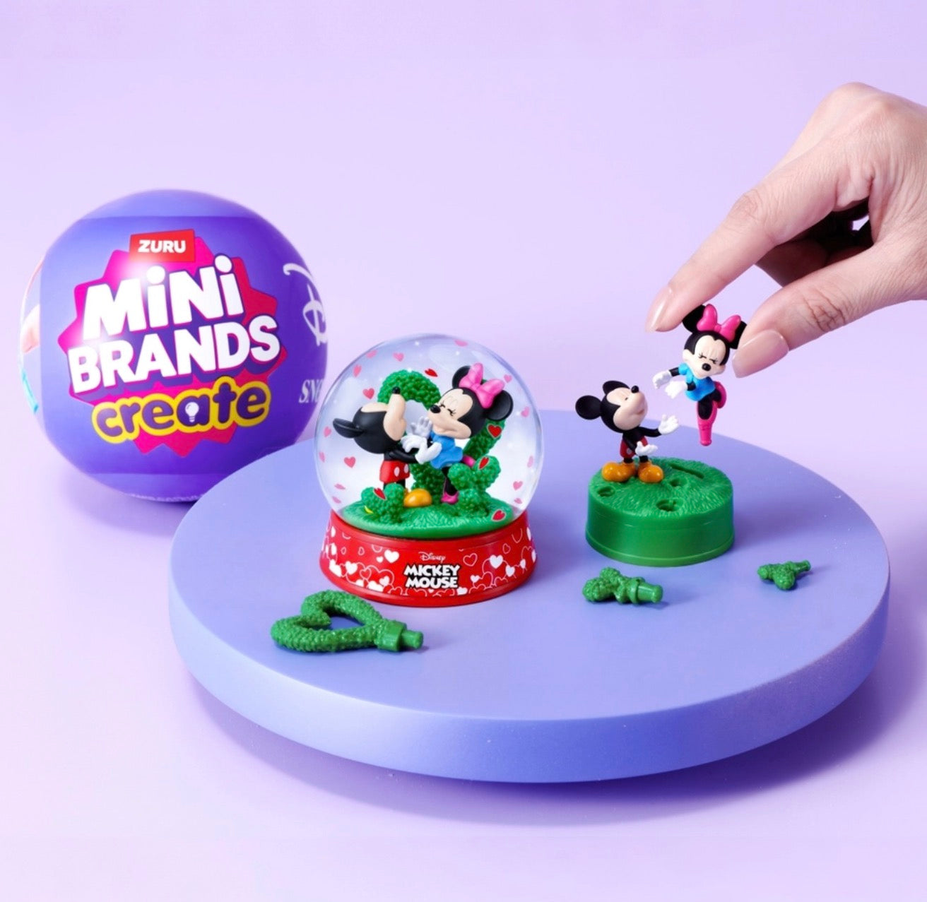 Mini Brands Create by ZURU Disney Snow Globes Capsule Assortment