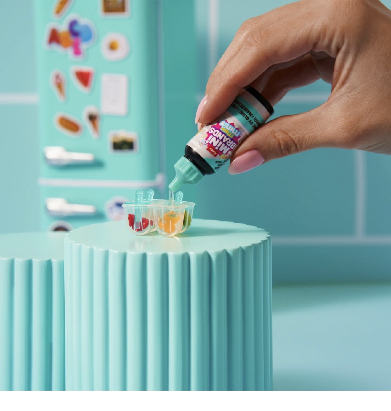 Mini Brands by ZURU Fill the Fridge Playset